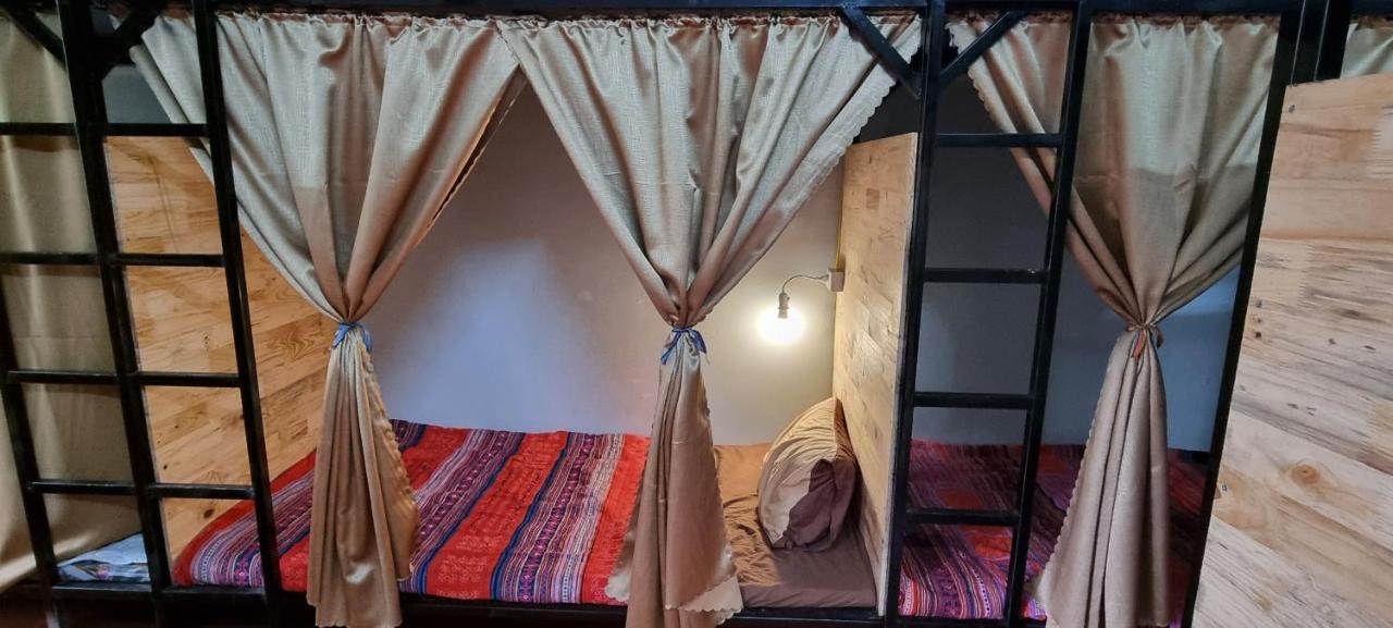 Rainbow House Ha Giang Hostel ภายนอก รูปภาพ