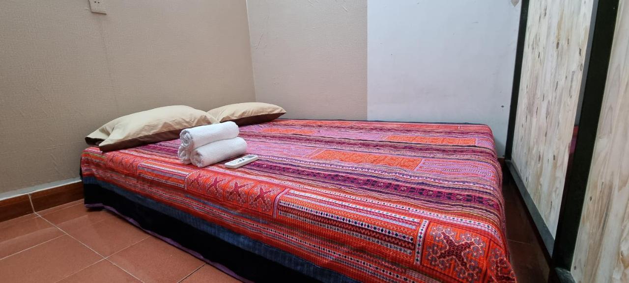 Rainbow House Ha Giang Hostel ภายนอก รูปภาพ